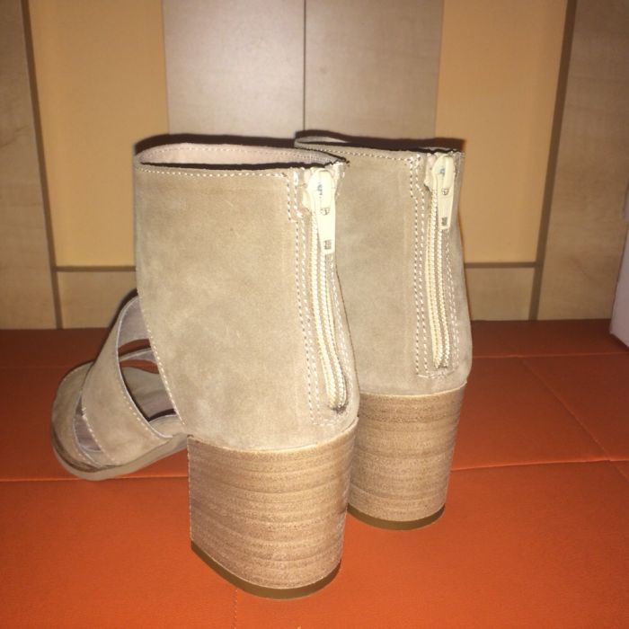 Sandale - botine din piele intoarsa bej 36