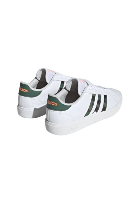 Продам кроссовки Adidas (оригинал) почти новые