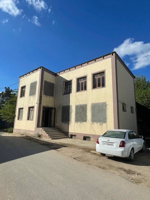 Бино Сотувда Шахар Ичида