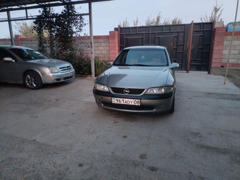 Опель вектра 1.8