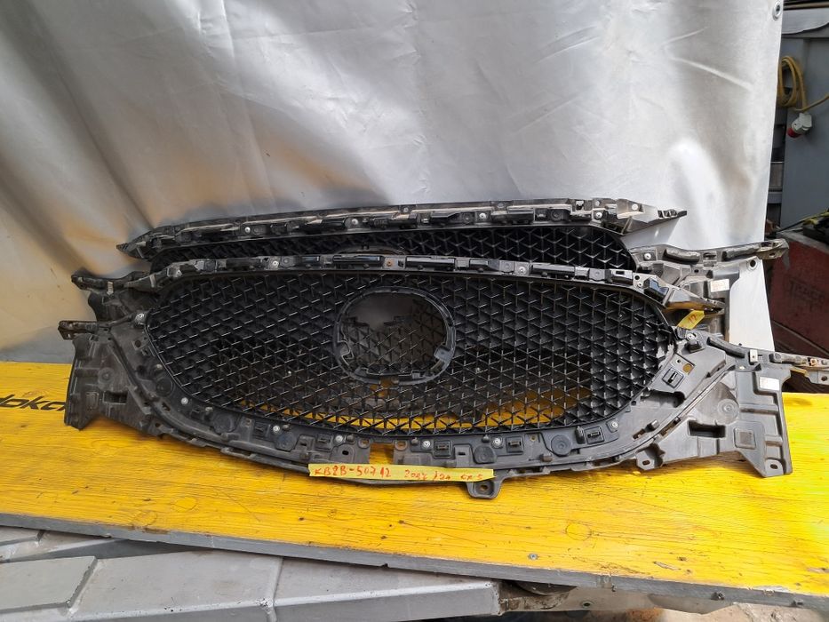 Грил решетка  Mazda CX5 2017/24г