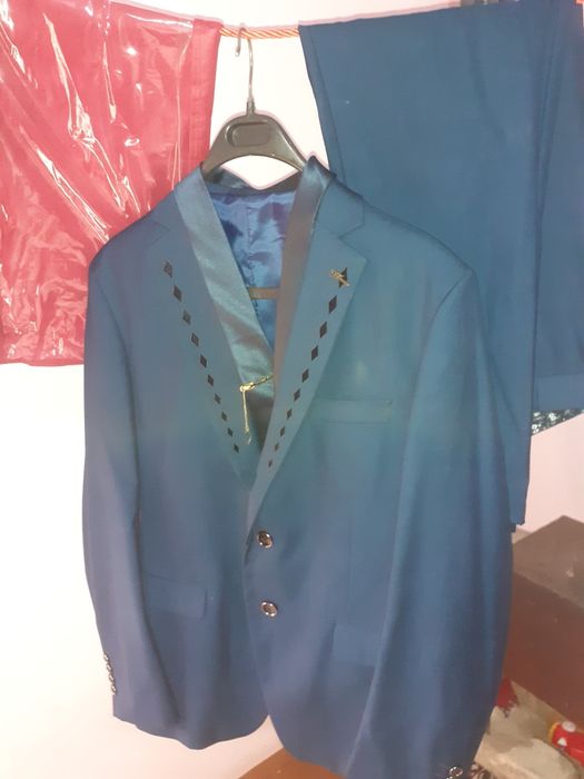 Кастум бурйук сотилади