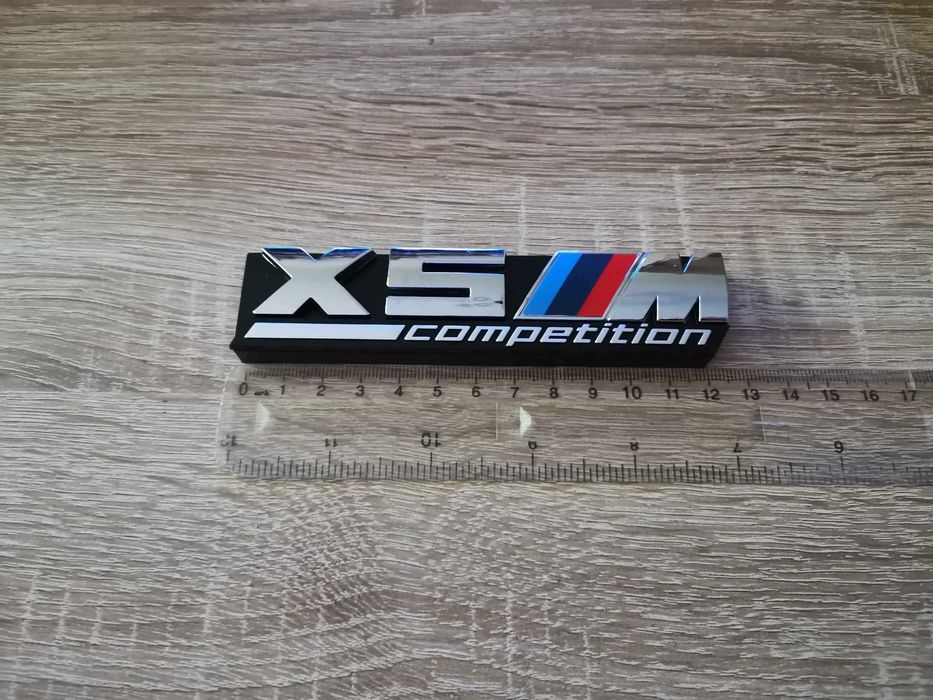 Предна решетка сребриста емблема BMW X5M Competition