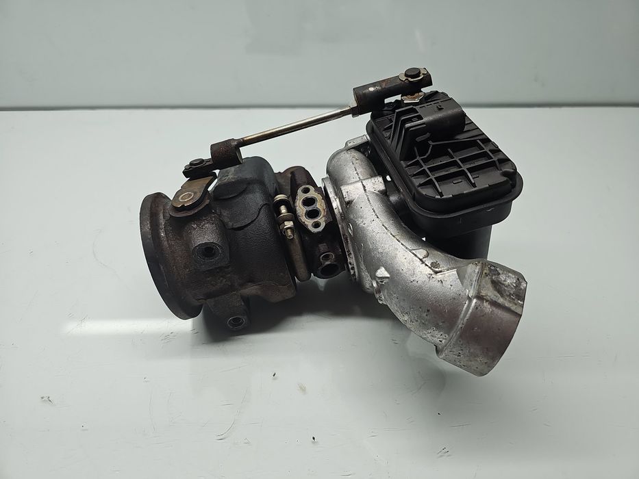Turbina Seat Leon (5F1) [Fabr 2012-2018] 04E1457226 2.0 TDI CZEA 110KW