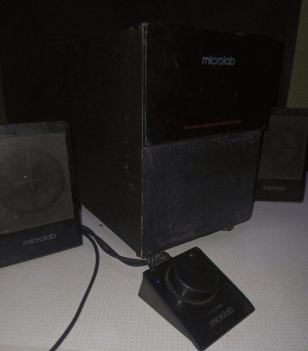Колонки Microlab M-113 2.1 на запчасти