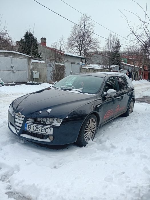 Vând alfa Romeo 159 break