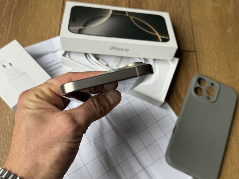 iPhone 16 Pro Max 256GB / 95% Батерия / А1 Гаранция 2026