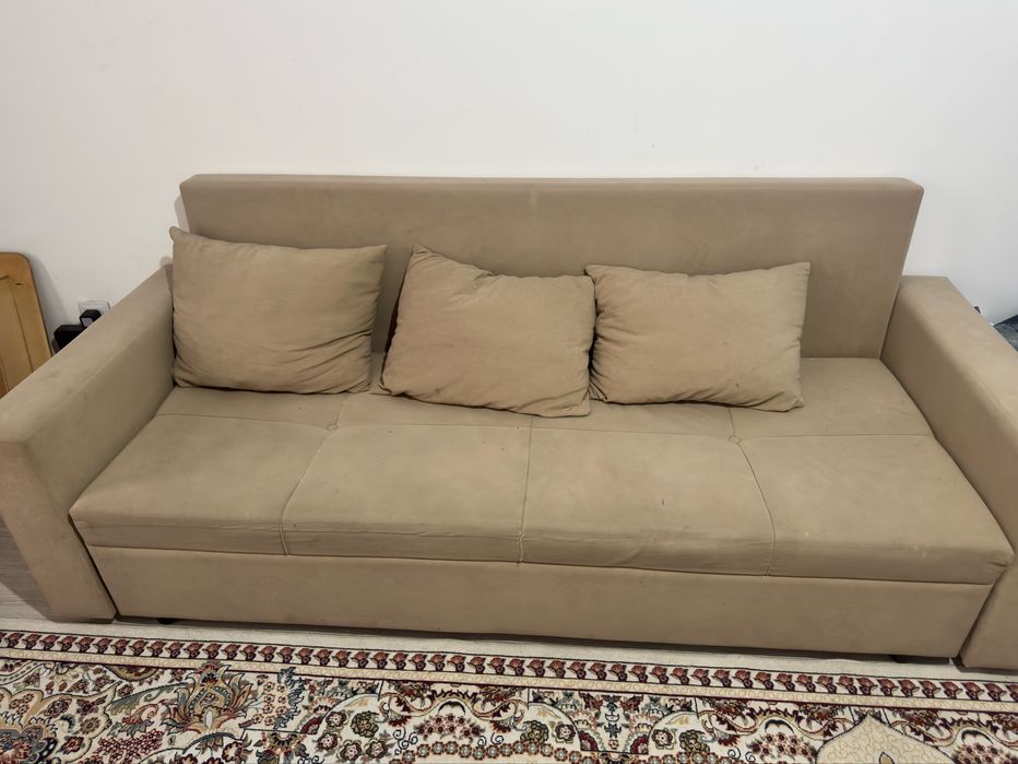 Срочно продам диван!