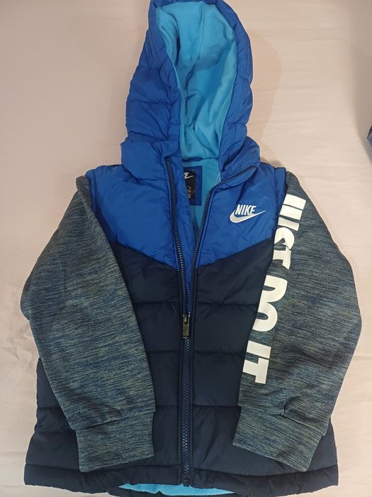 Яке Nike за момче