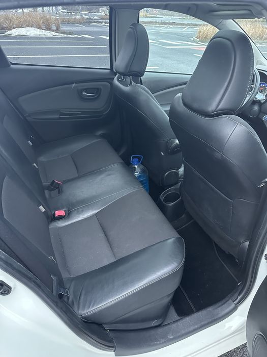 Toyota Yaris III Facelift Hybrid 12.2014 1.5 benzina+electric Automata