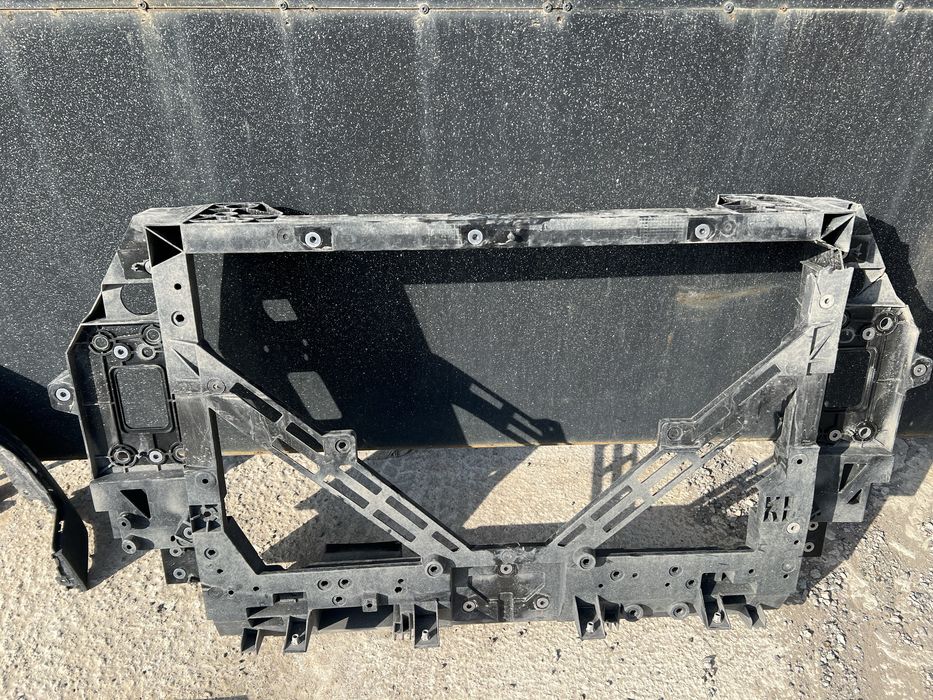 Оригинальные кузовные запчасти JAC JS4