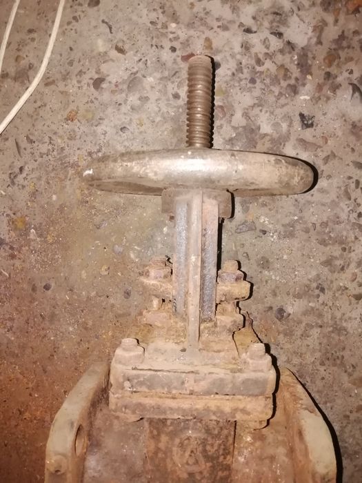 Задвижка диаметром 50