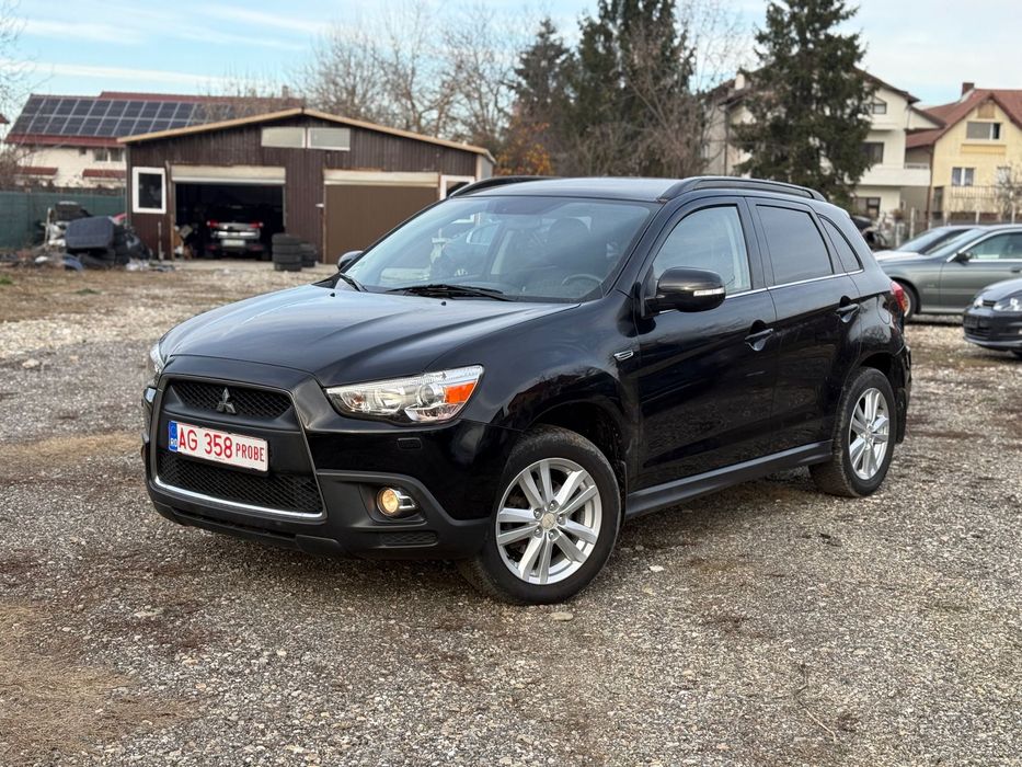 Mitsubishi ASX peugeot 4008 4x4 150cp/Piele/Panoramic/Xenon/Incalzire/Camera FULL