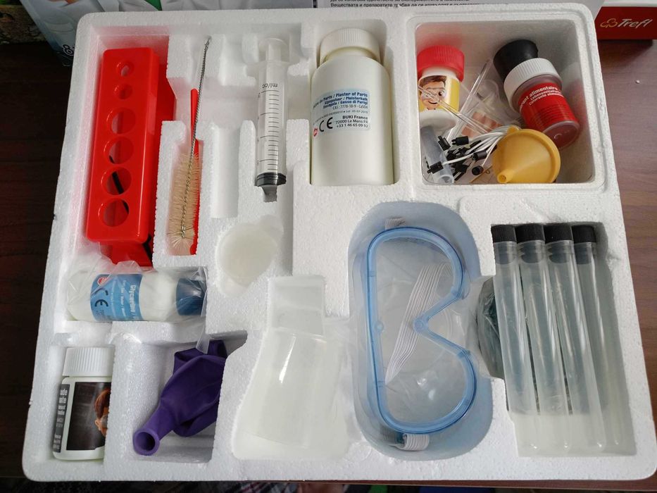 Детски изследователски химически комплект