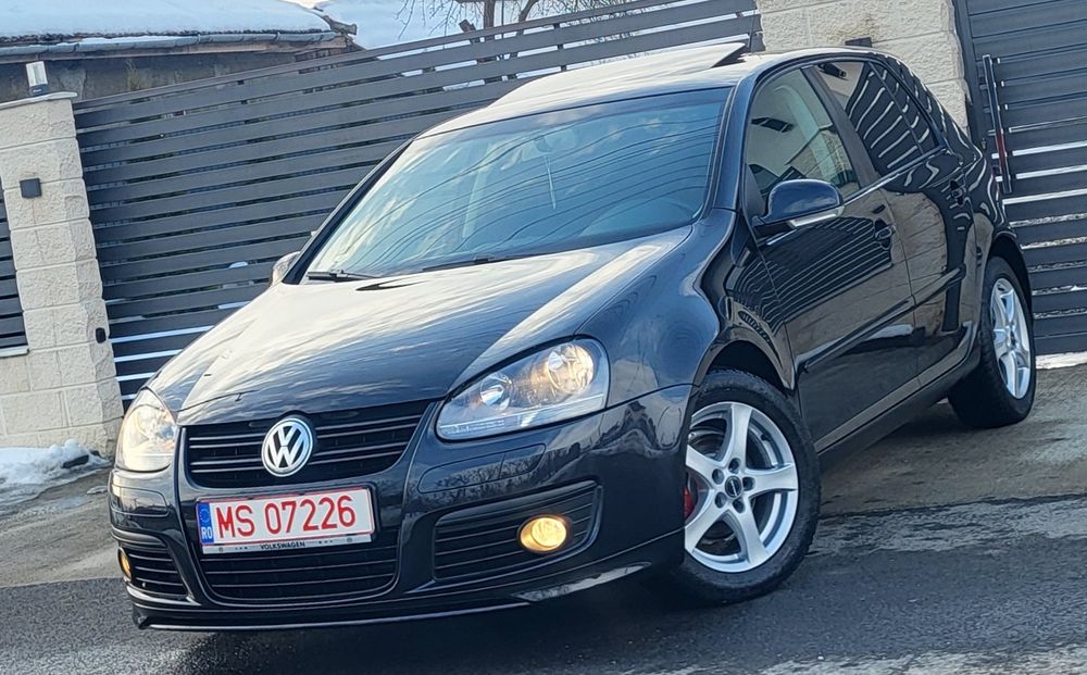 golf 5 GT, 1.6 MPI 102cp, navi, trapa