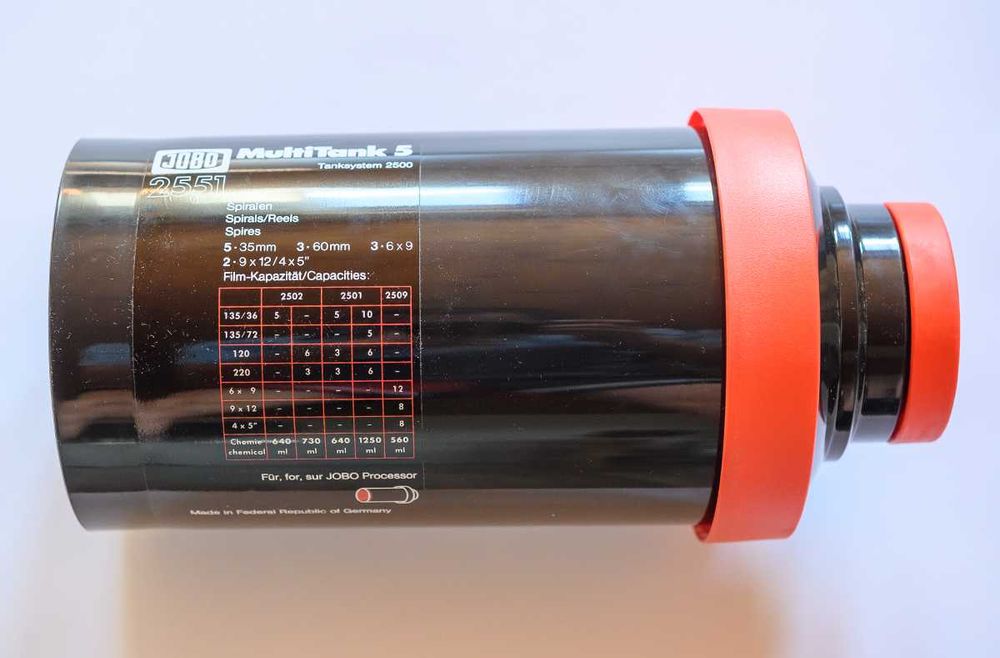 Jobo 2551 + JOBO 2502 доза и спирали за проявяване на филми
