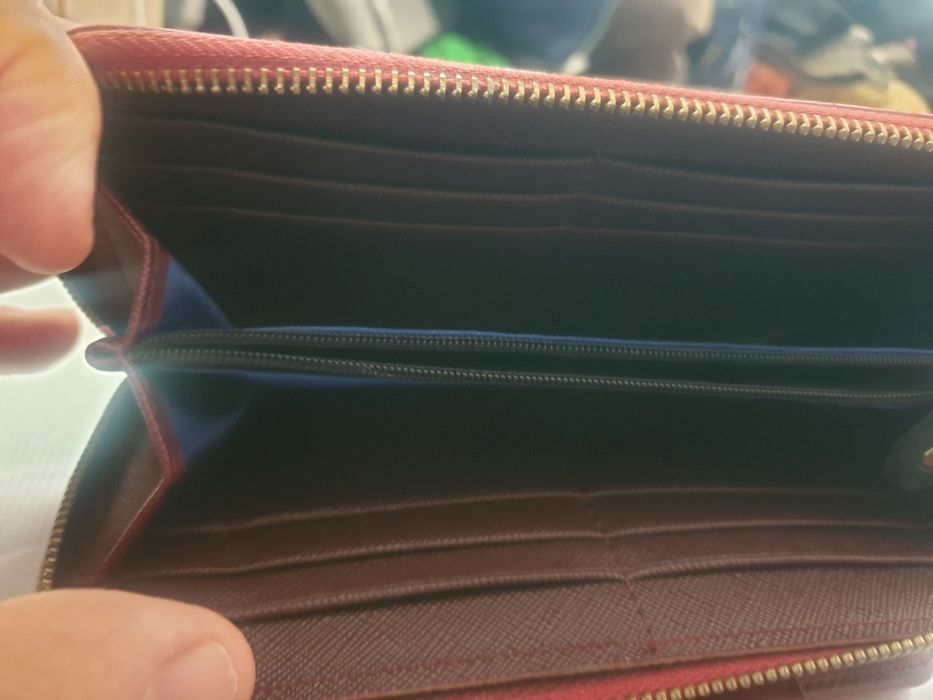 Дамско портмоне Polo-червено.