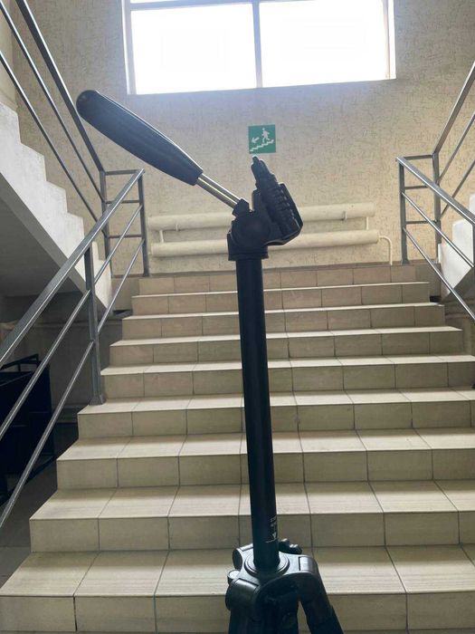 Jamary 2254 2в1 профессиональный штатив