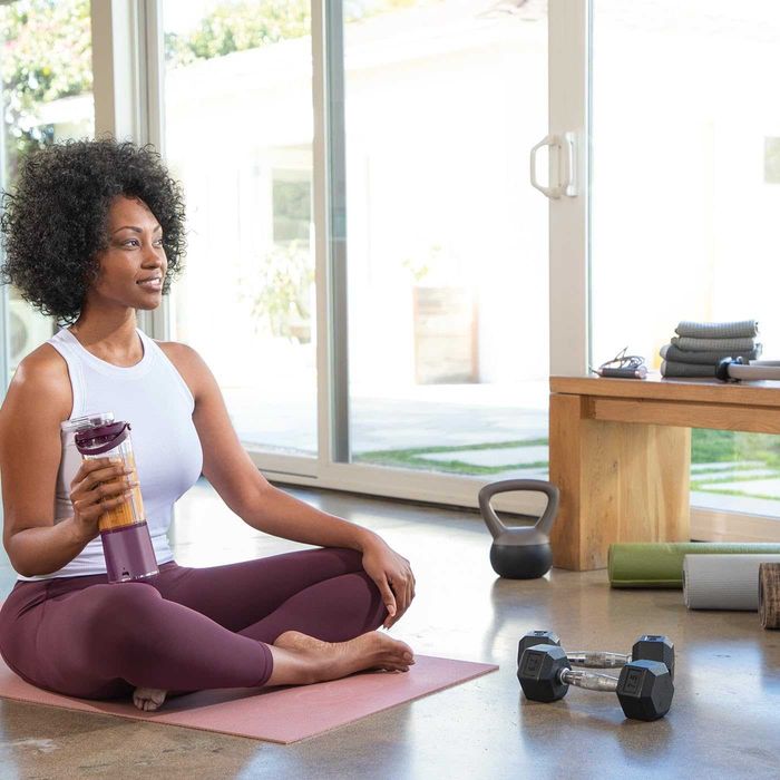 ПРОМО Нов Мощен 2г Гаранция Безжичен Безкабелен Блендер Ninja Blast BC151EUPR, 530 мл, Лилав