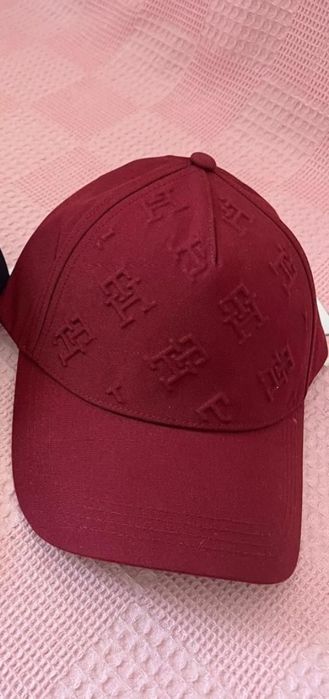 Кепка и шапки Келвин