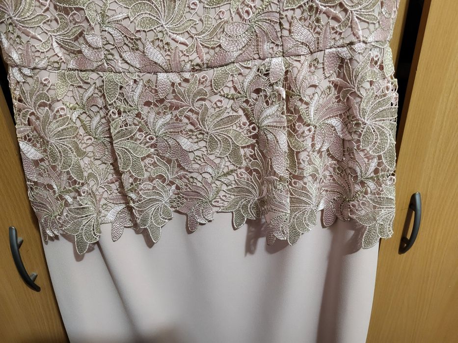 Rochie ocazie de zi, unicat, făcută la comanda, stare foarte bună.