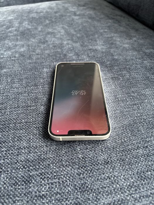 IPhone 14 белый 128 гб