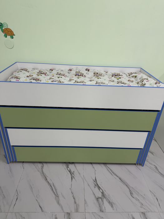Продается 4х ярусная кровать для детского сада
