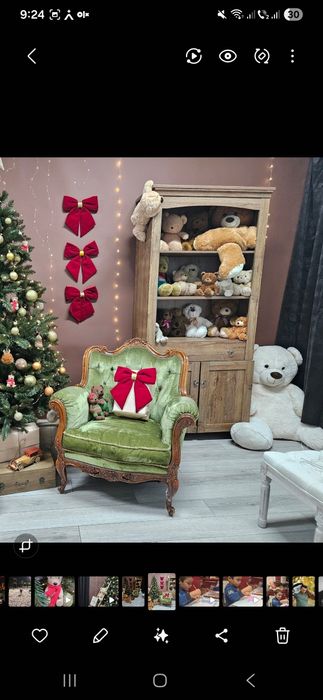 Vand biblioteca in stare foarte buna