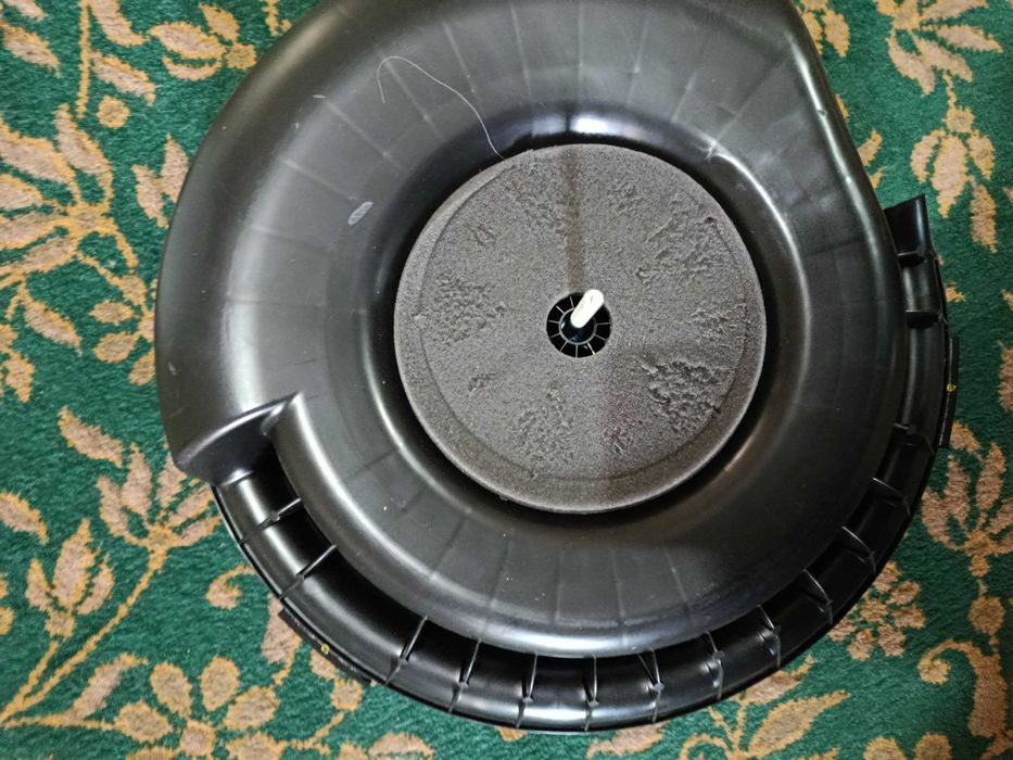 Продается новый сабвуфер колонка от машины Haval Dargo