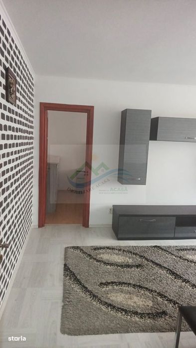 Apartament 3 camere de vânzare .