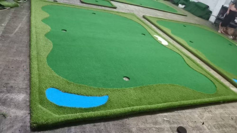 Golf mini  park  Dala xovli dam olish maskalari uchun