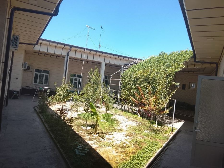 Chilonzor tumani Beshqo’rg’on mahallasida 8 sotixli hovli sotiladi