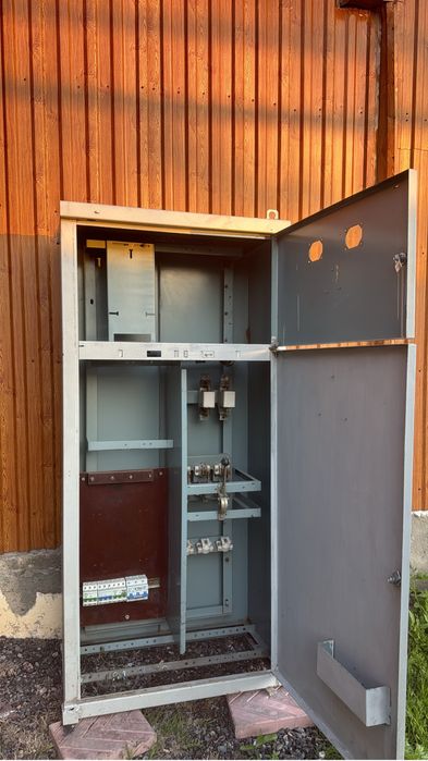 Электрический щит   2шт