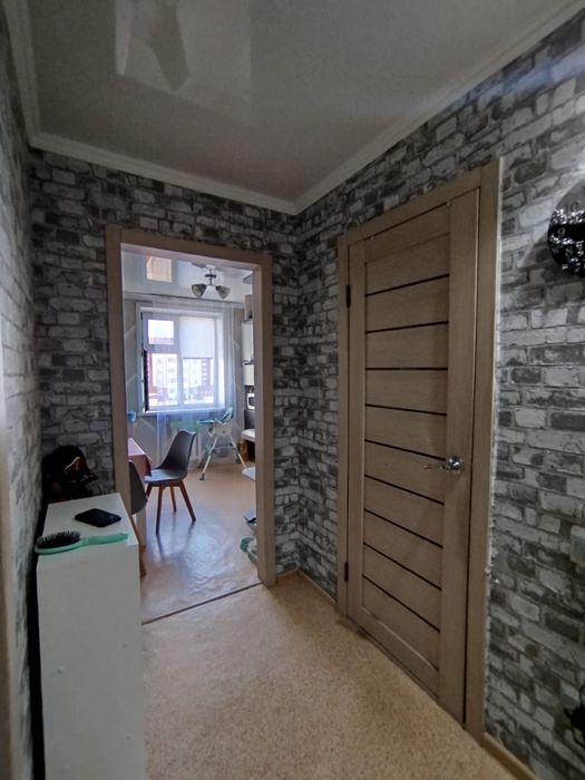 Продам 1 комнатную , ниш
