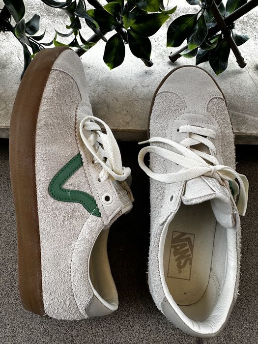 Дамски обувки Vans