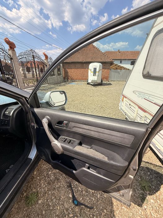 Honda CR-V 2006 si 2007