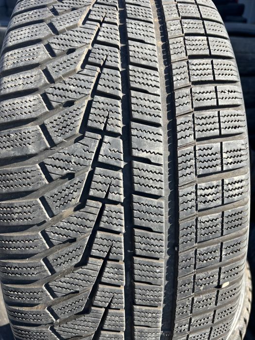 275 45 21 set M+S Hankook 7mm