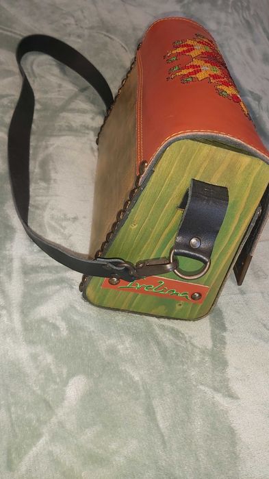 Дамска чанта с шевица Уникат