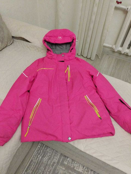 Зимний комбинезон женский