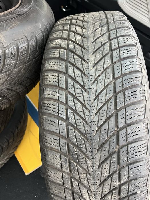 Roti iarna  r16 FORD