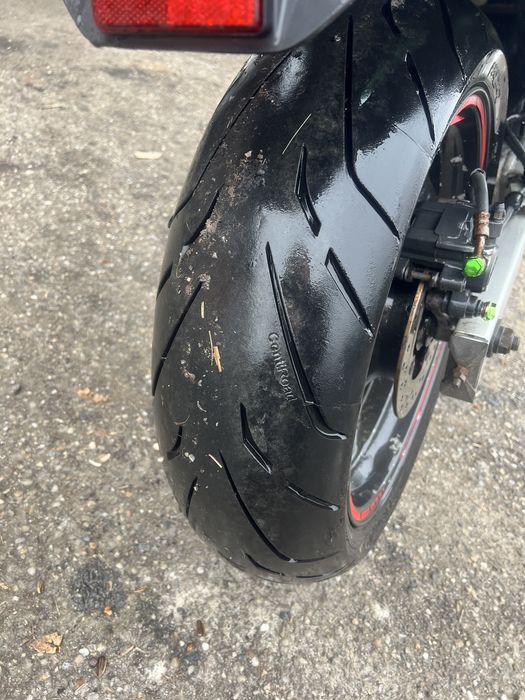 Honda hornet pc34 din 2000