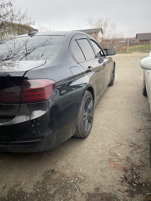 Dezmembrez bmw f30 nu mai e dispobila capota