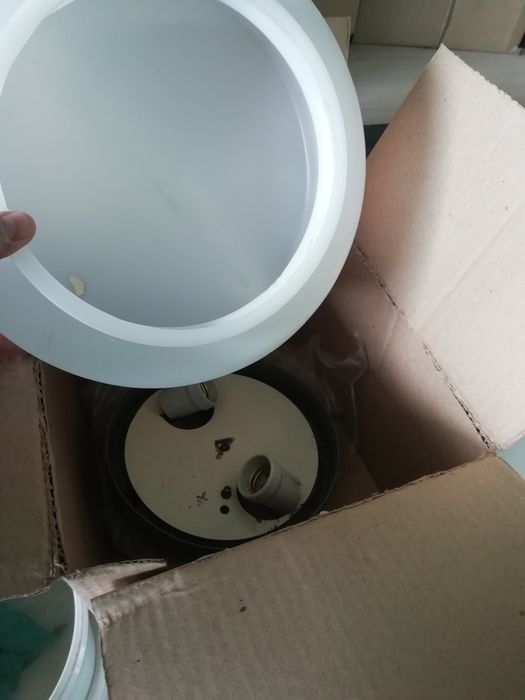 Продается .лампы .новые.