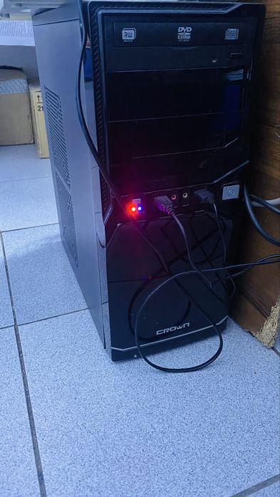 Продаётся компьютер для работы и дома.