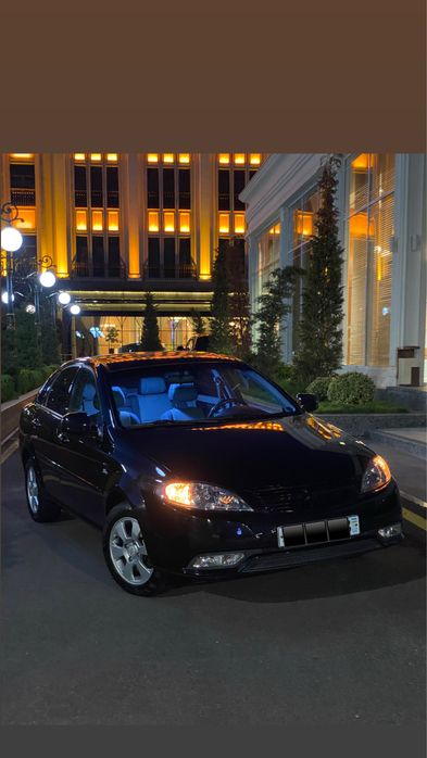 Gentra 2023 Yil rangi qora 29.000 km halol prabeg ideal holatda