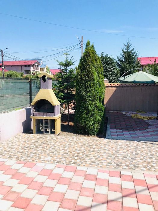 Pensiune ! PISCINA!! Va oferim cazare 9 camere !!