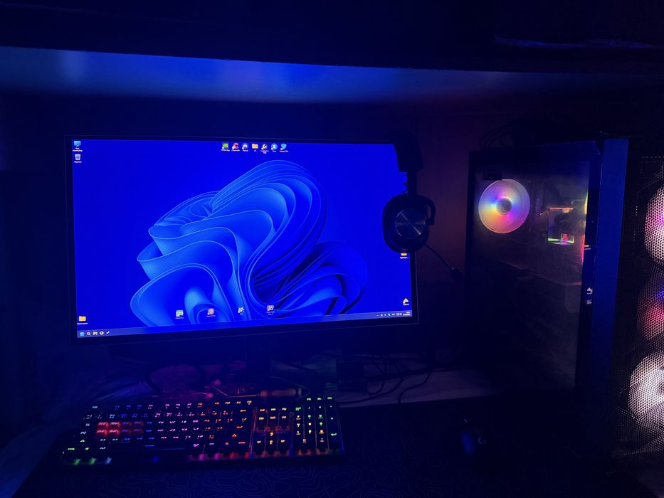 i7 14700F+32gb ddr5+4070super