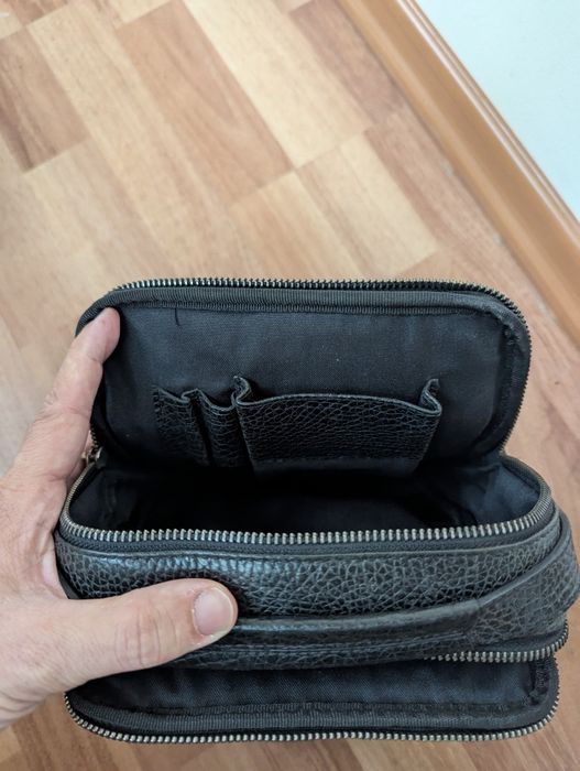 Vând geanta piele crossbody bărbați