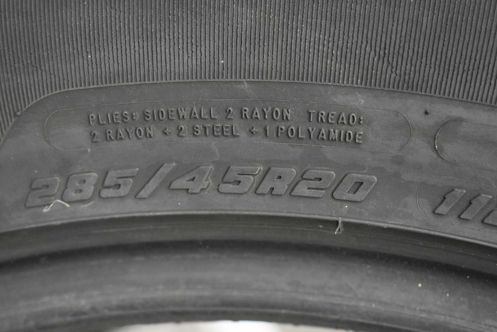 2бр. Гуми 285/45/20 Goodyear