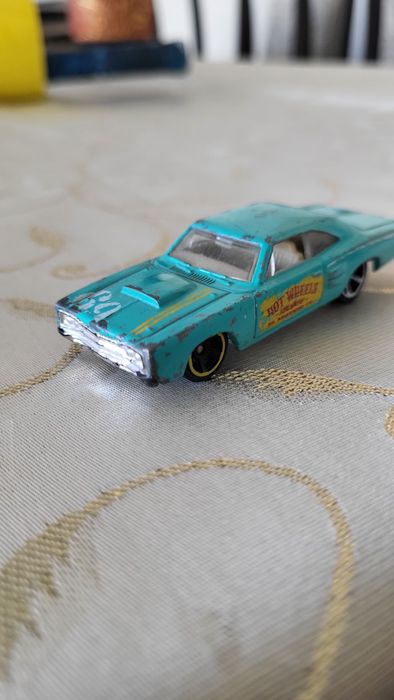Hot Wheels '69 Dodge Coronet Super Bee